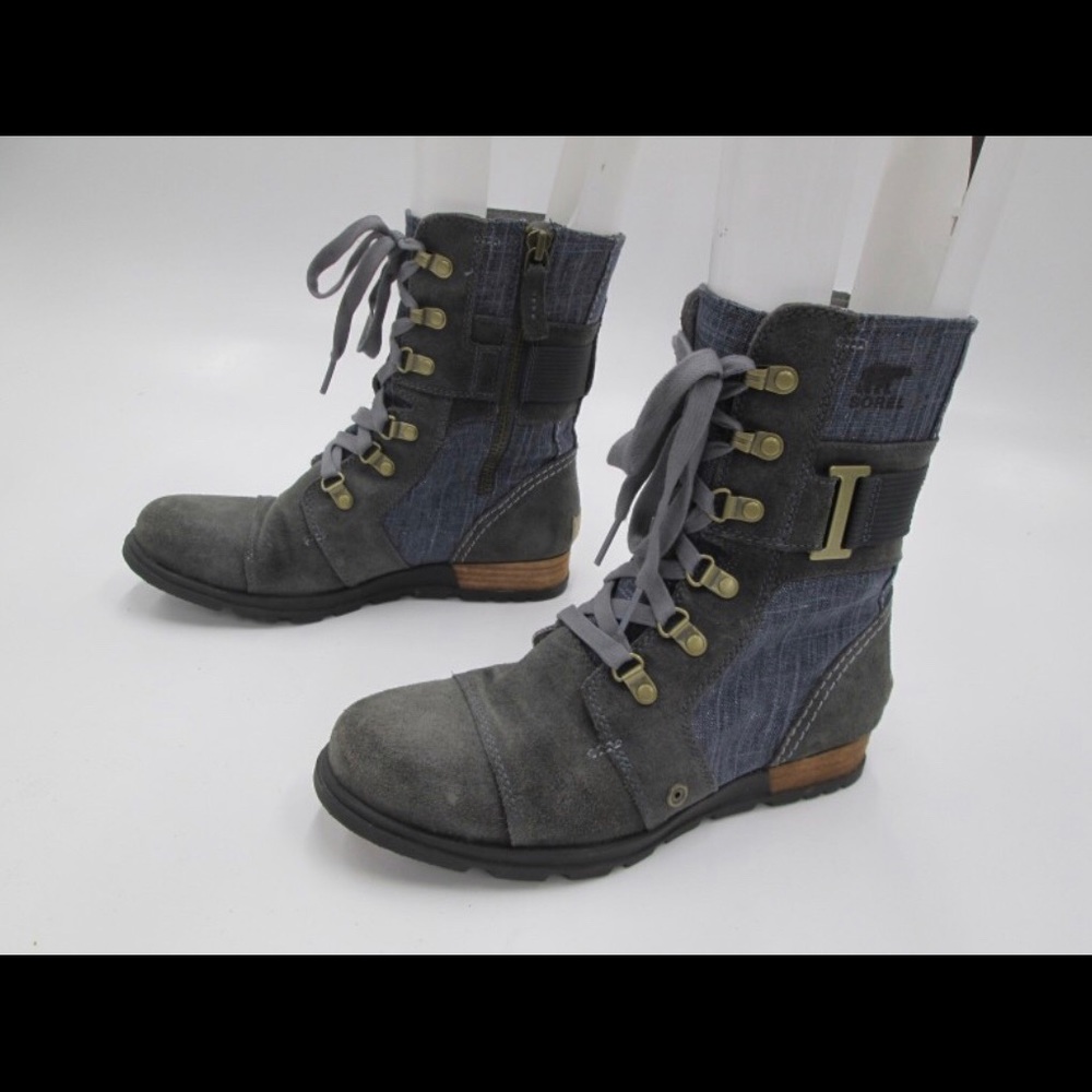 SOREL Major Carly Military inspired 1" wedge Boot.